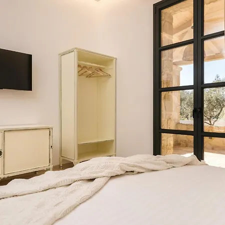 Le Tresor De Marie - Charming Traditional Retreat, By Zantewize Сasa de vacaciones *